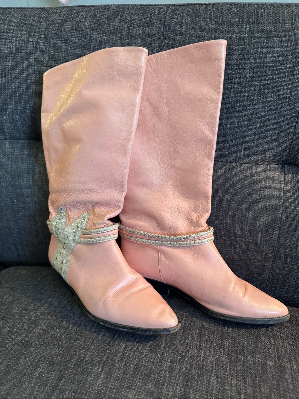 Vintage pink Arnold Churgin leather boots - Picture 8 of 14